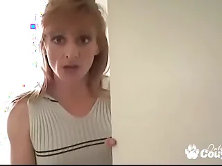 Mature MILF Sucks Off A Cock On Say no to Knees