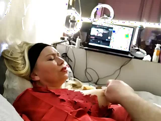 A mature bitch is pulled hard by the nipples to the heights of orgasm&rpar;&rpar;