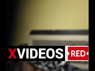 MI SUEGRA MASTURBANDOSE A SOLAS