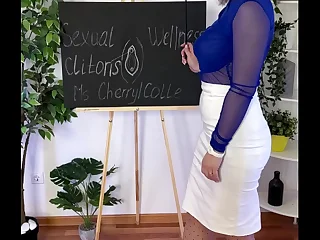 HOT MILF TEACHING WHAT CLITORIS IS